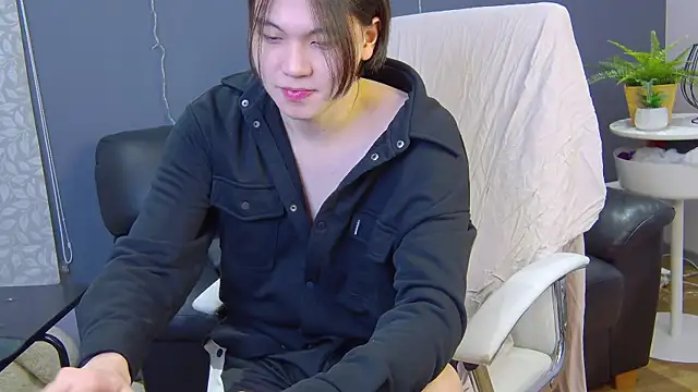 Snapshot of just_gay_ chatting on 02-02-25, 04:32 just gay  online show from 02-02-25, 04:32