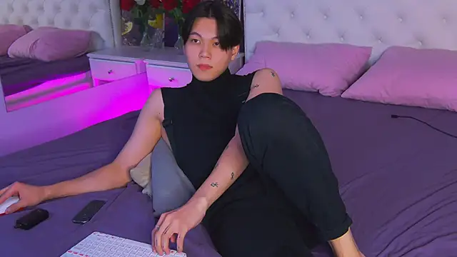 Snapshot of just_gay_ chatting on 03-09-25, 01:35 just gay  online show from 03-09-25, 01:35