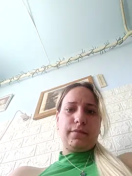 Mia RainX online show from 04-20-26, 09:34