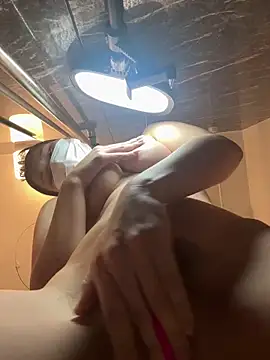 Rara  oo online show from 03-23-25, 07:20