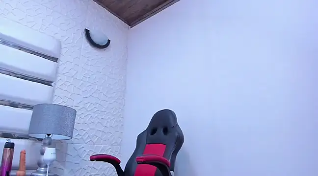 LottieBenz online show from 02-12-25, 10:04