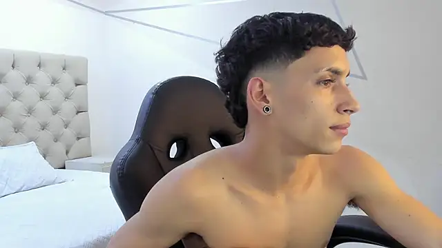 JhoanLeandro online show from 01-17-26, 04:17