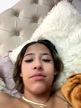 vicky bass online show from 10-04-25, 04:10