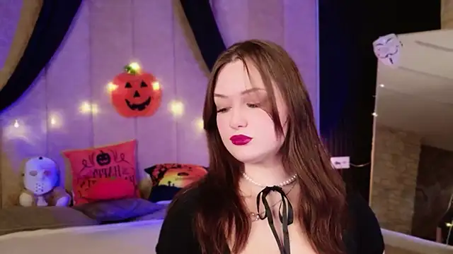 Snapshot of Kendra_Parlow chatting on 10-30-25, 08:42 Kendra Parlow online show from 10-30-25, 08:42