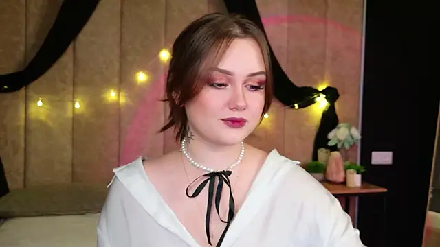 Snapshot of Kendra_Parlow chatting on 11-04-25, 08:30 Kendra Parlow online show from 11-04-25, 08:30