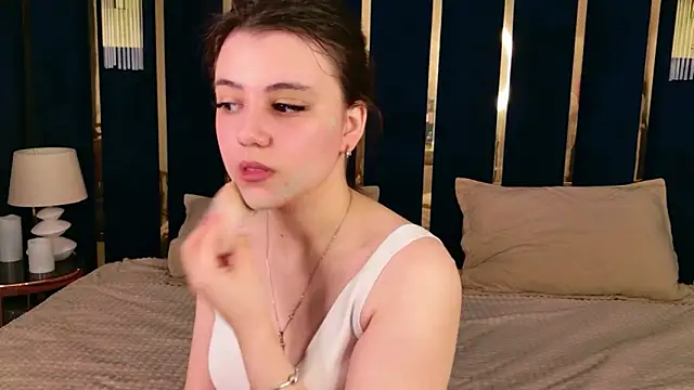 Snapshot of Pauline_Heaven chatting on 05-09-26, 05:45 Pauline Heaven online show from 05-09-26, 05:45