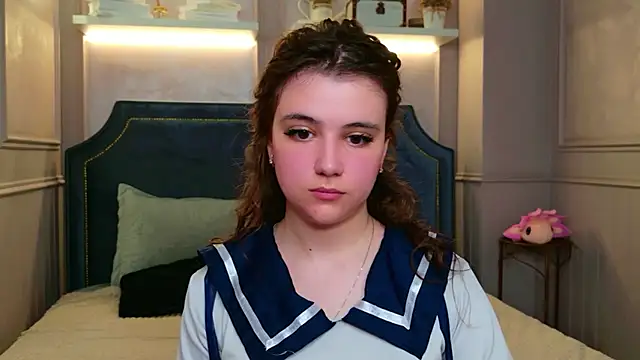 Snapshot of Pauline_Heaven chatting on 05-19-26, 05:36 Pauline Heaven online show from 05-19-26, 05:36