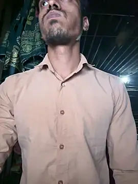 Loveinsync online show from 12-16-25, 08:08