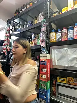 Andrea18 blonde online show from 02-18-26, 08:38