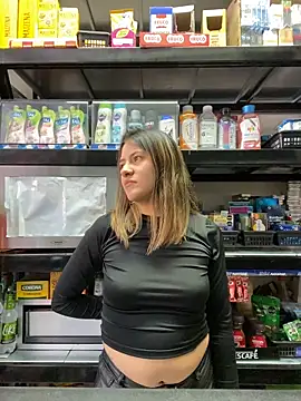 Andrea18 blonde online show from 04-24-26, 06:54