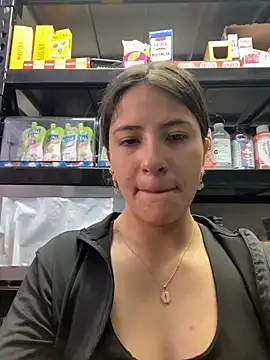 Andrea18 blonde online show from 05-15-26, 04:47