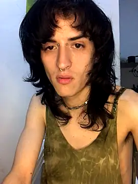 Snapshot of Penygirl chatting on 11-24-25, 12:10 Penygirl online show from 11-24-25, 12:10