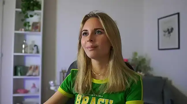 catecrago  online show from 02-08-25, 01:54