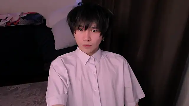 Snapshot of rennnuts chatting on 01-10-26, 04:42 rennnuts online show from 01-10-26, 04:42