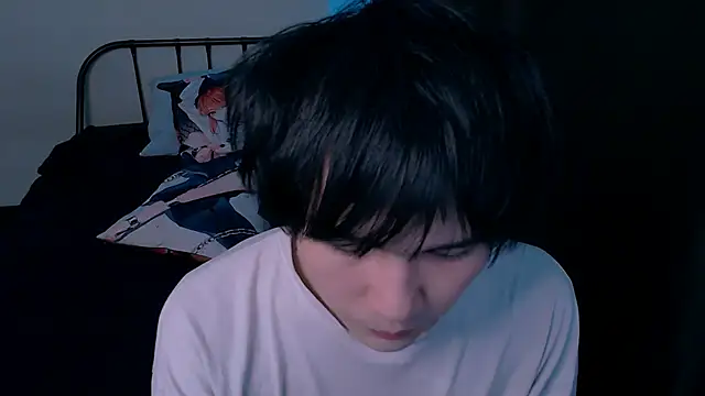 Snapshot of rennnuts chatting on 01-13-26, 05:18 rennnuts online show from 01-13-26, 05:18