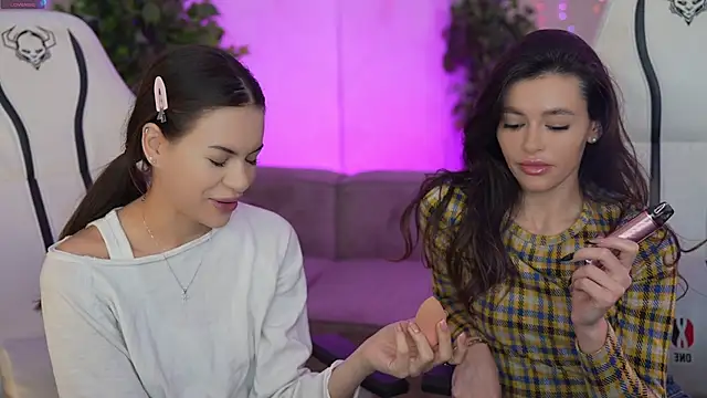 Snapshot of Milana_angell chatting on 03-13-25, 07:42 Milana angell online show from 03-13-25, 07:42