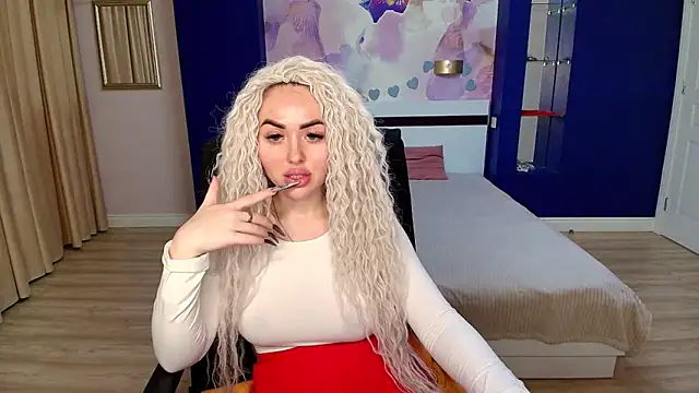 MissisCaty online show from 11-12-25, 07:24