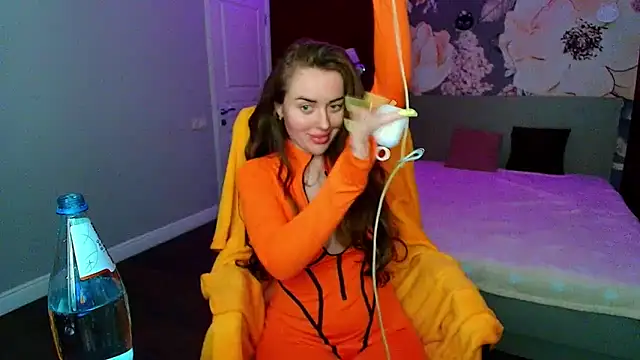 MissisCaty online show from 05-16-26, 07:01
