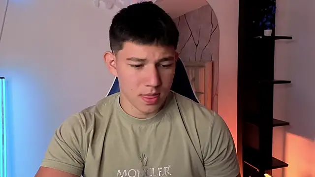JamesCr  online show from 07-28-26, 12:12