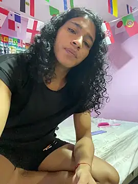 alexiaross96 online show from 06-23-26, 05:22