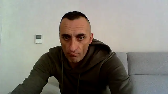 Snapshot of ANGELSANTAMARIA- chatting on 10-11-25, 03:21 ANGELSANTAMARIA- online show from 10-11-25, 03:21