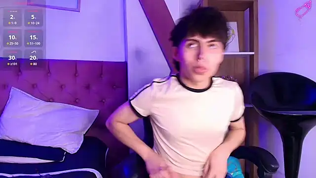 PepperTwink online show from 11-12-25, 01:11