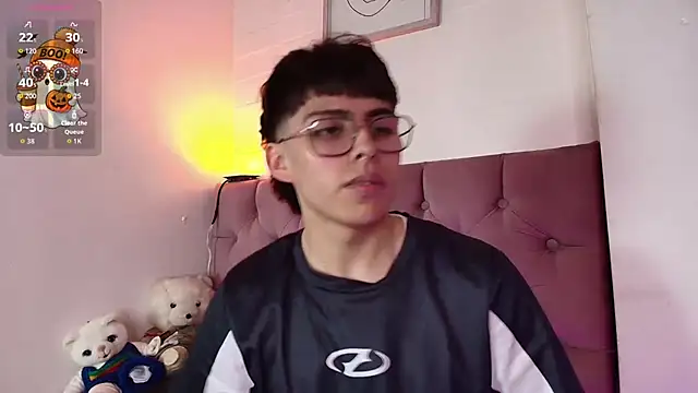 PepperTwink online show from 11-13-25, 05:01