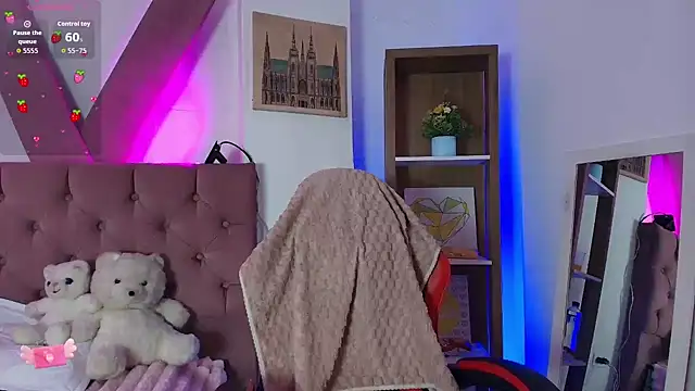 PepperTwink online show from 04-27-26, 03:54