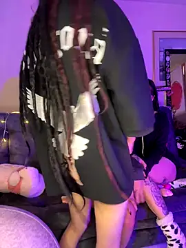 Snapshot of mavimist__ chatting on 11-08-25, 03:29 mavimist online show from 11-08-25, 03:29