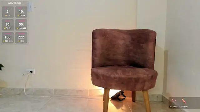 Nathalie 29 online show from 04-18-26, 07:07