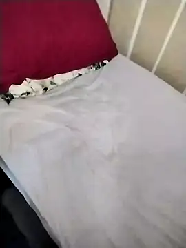 Snapshot of ianzinho chatting on 02-12-25, 03:51 ianzinho online show from 02-12-25, 03:51