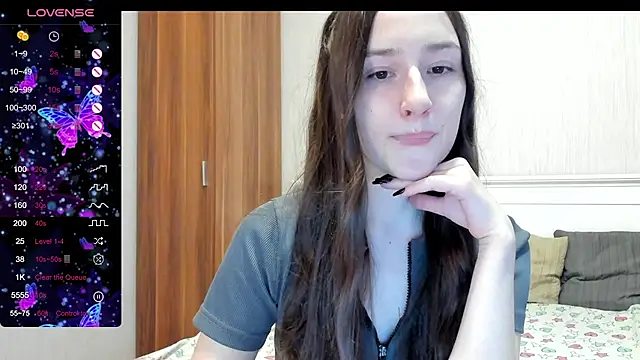 Cute  Nana online show from 12-20-25, 10:00