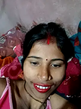 Snapshot of Miss_triha chatting on 02-14-25, 10:58 Miss triha online show from 02-14-25, 10:58