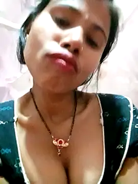 Snapshot of Miss_triha chatting on 02-27-25, 12:54 Miss triha online show from 02-27-25, 12:54