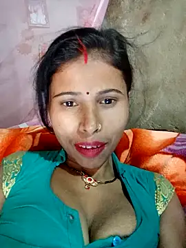 Snapshot of Miss_triha chatting on 03-13-25, 06:58 Miss triha online show from 03-13-25, 06:58