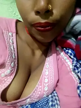 Snapshot of Miss_triha chatting on 11-04-25, 11:42 Miss triha online show from 11-04-25, 11:42