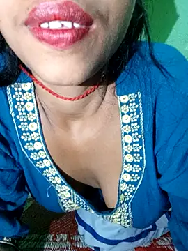 Snapshot of Miss_triha chatting on 11-07-25, 09:59 Miss triha online show from 11-07-25, 09:59