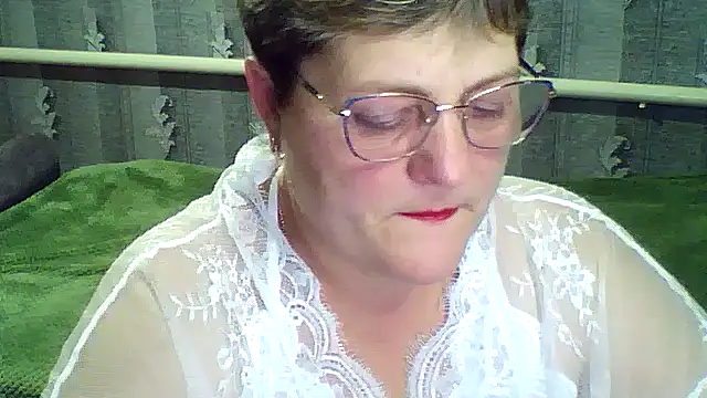 ElzaJewel online show from 10-16-25, 05:03