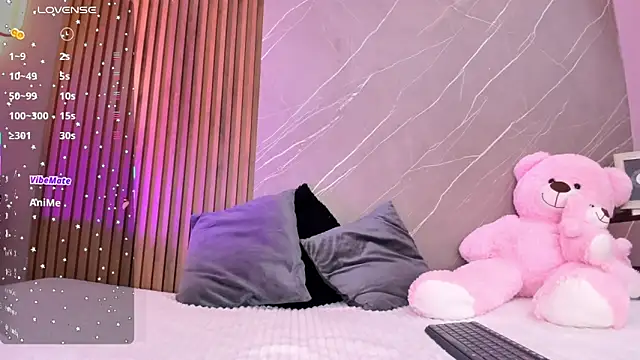 ariana jhonson1 online show from 10-15-25, 12:49