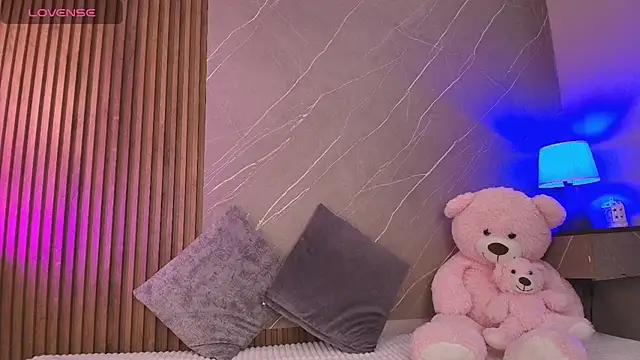 ariana jhonson1 online show from 03-20-26, 12:32