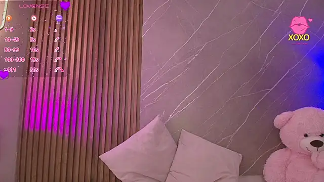 ariana jhonson1 online show from 04-16-26, 12:28