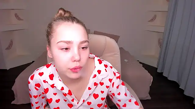 YourMegan online show from 12-21-25, 03:41