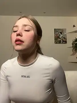 YourMegan online show from 04-18-26, 06:34