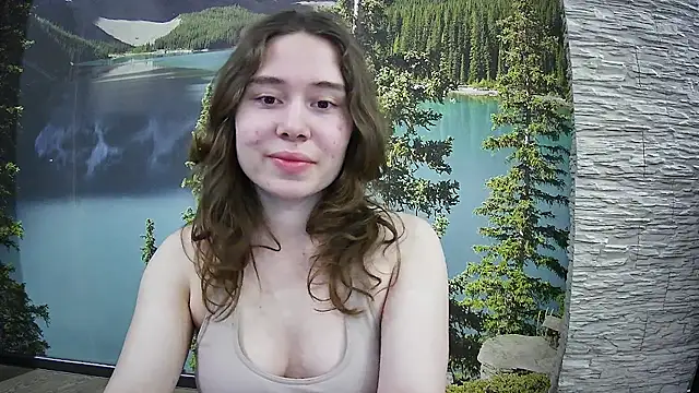 girliemilk online show from 03-08-26, 04:22