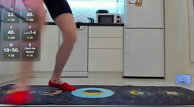 Snapshot of Katya_yoga chatting on 02-13-25, 04:22 Katya yoga online show from 02-13-25, 04:22