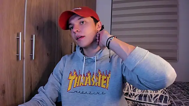 Mastrangelo xxx online show from 10-17-25, 03:53