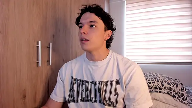 Mastrangelo xxx online show from 11-29-25, 08:23