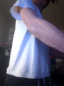 Snapshot of leinadanal chatting on 02-04-25, 11:38 leinadanal online show from 02-04-25, 11:38