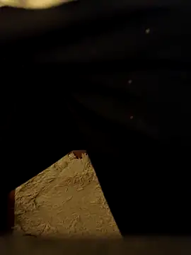 Snapshot of leinadanal chatting on 02-26-25, 12:49 leinadanal online show from 02-26-25, 12:49