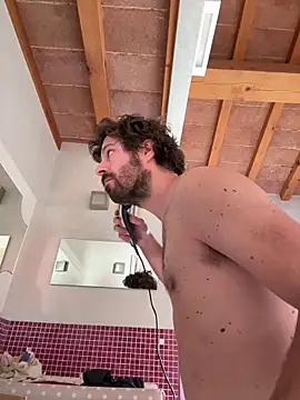 Ovett086 online show from 04-11-26, 08:18